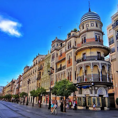 Apartament Hostly Acetres 1a Loft In Center, Comunal Terrace, Fibre,parking Optional Sewilla
